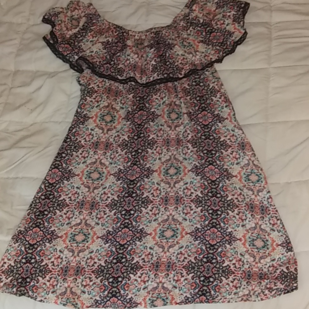 👗Trixxi off the shoulder dress